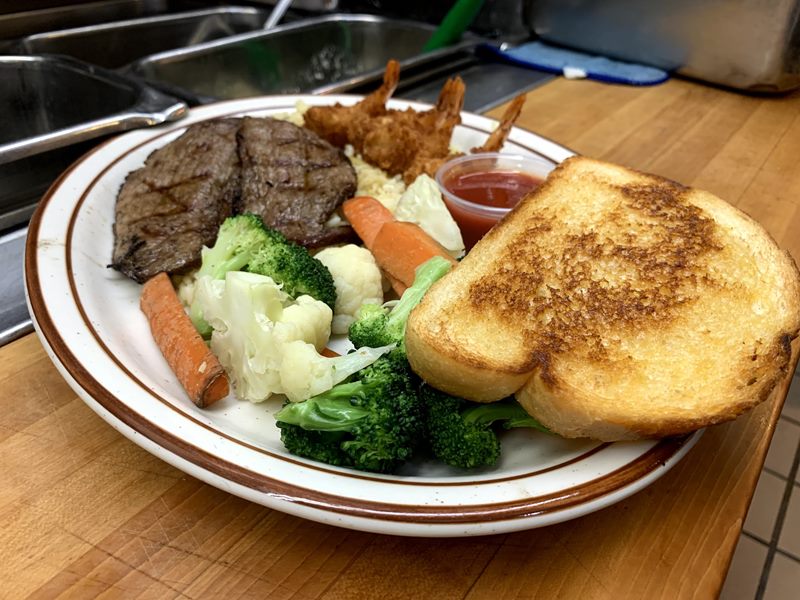 Generals | Cafe & Grill food